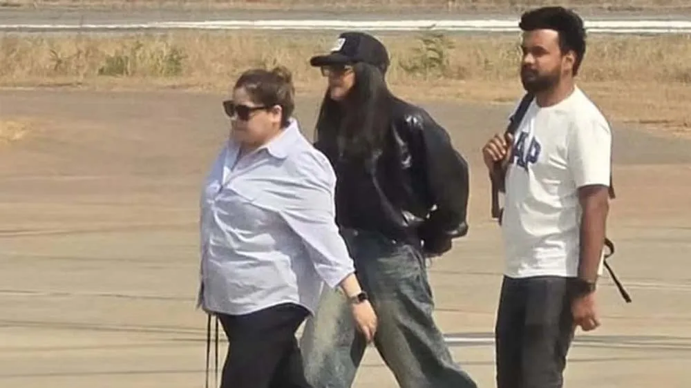 प्रियंका चोपड़ा पहुंचीं जगदलपुर, राजामौली की फिल्म की देवमाली में हो रही शूटिंग