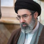 गुप्त ठिकाने से काम कर रहे खामेनेई: कड़ी सुरक्षा के बीच कमान