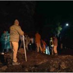 Kedarnath Landslide News: मलबा गिरने से रुकी यात्रा