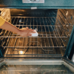 Oven Rack Cleaning Tips: बिना केमिकल रैक होगी नई जैसी