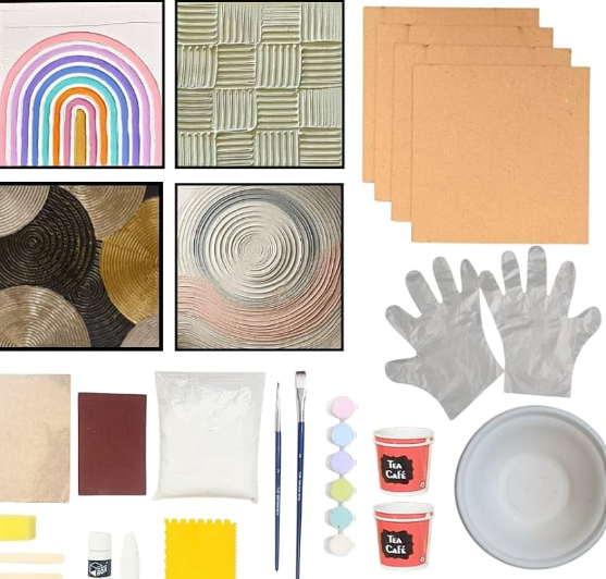 जॉइंट कंपाउंड से बनी टेक्सचर वॉल आर्ट को दर्शाता DIY ग्राफिक