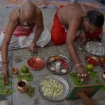 पितृ पक्ष पूजा में श्राद्ध, तर्पण और पिंडदान की निभाई जाती है परंपरा