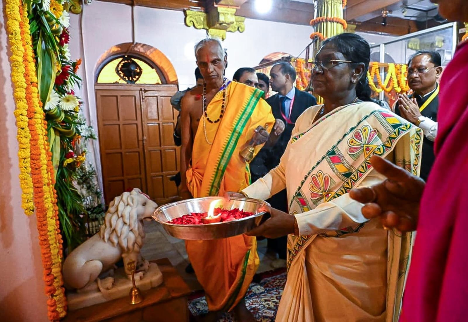 राष्ट्रपति द्रौपदी मुर्मु, माँ दंतेश्वरी मंदिर, बस्तर समाचार,